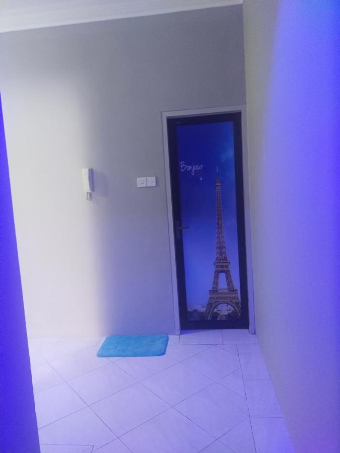 Cmk Apartmen Mutiara Tower 3 Bedroom Kota Bharu#Netflix Εξωτερικό φωτογραφία